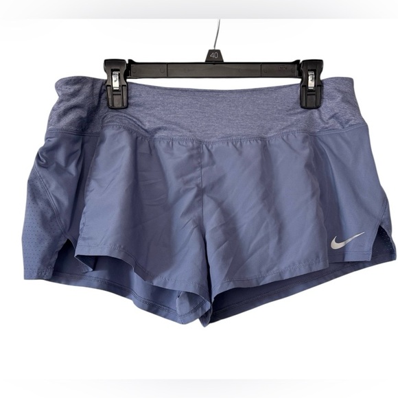 Nike Pants - Nike Trail Repel women’s XL mid rise 3” brief lined lilac running shorts